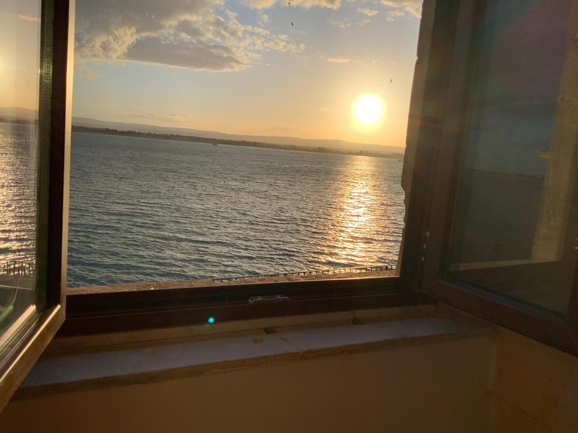 L'Alba E Il Tramonto Vista Mare Apartment Syracuse Bagian luar foto